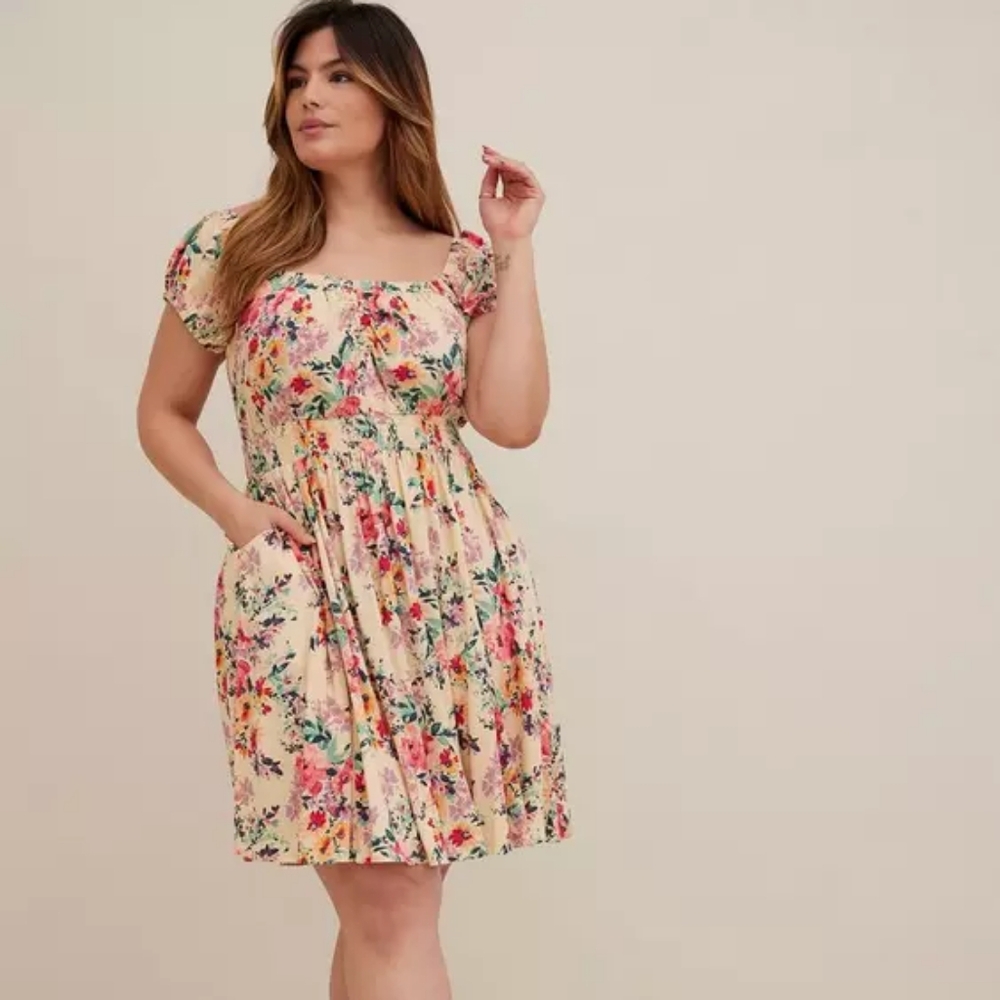 Torrid 5x dress NWT Lennie peach floral